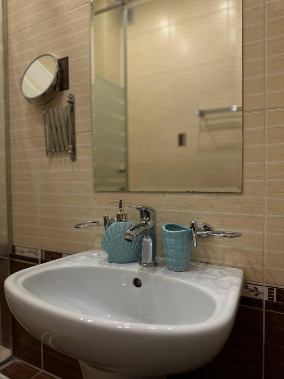 Tanzharyk Hotel Актобе Экстерьер фото