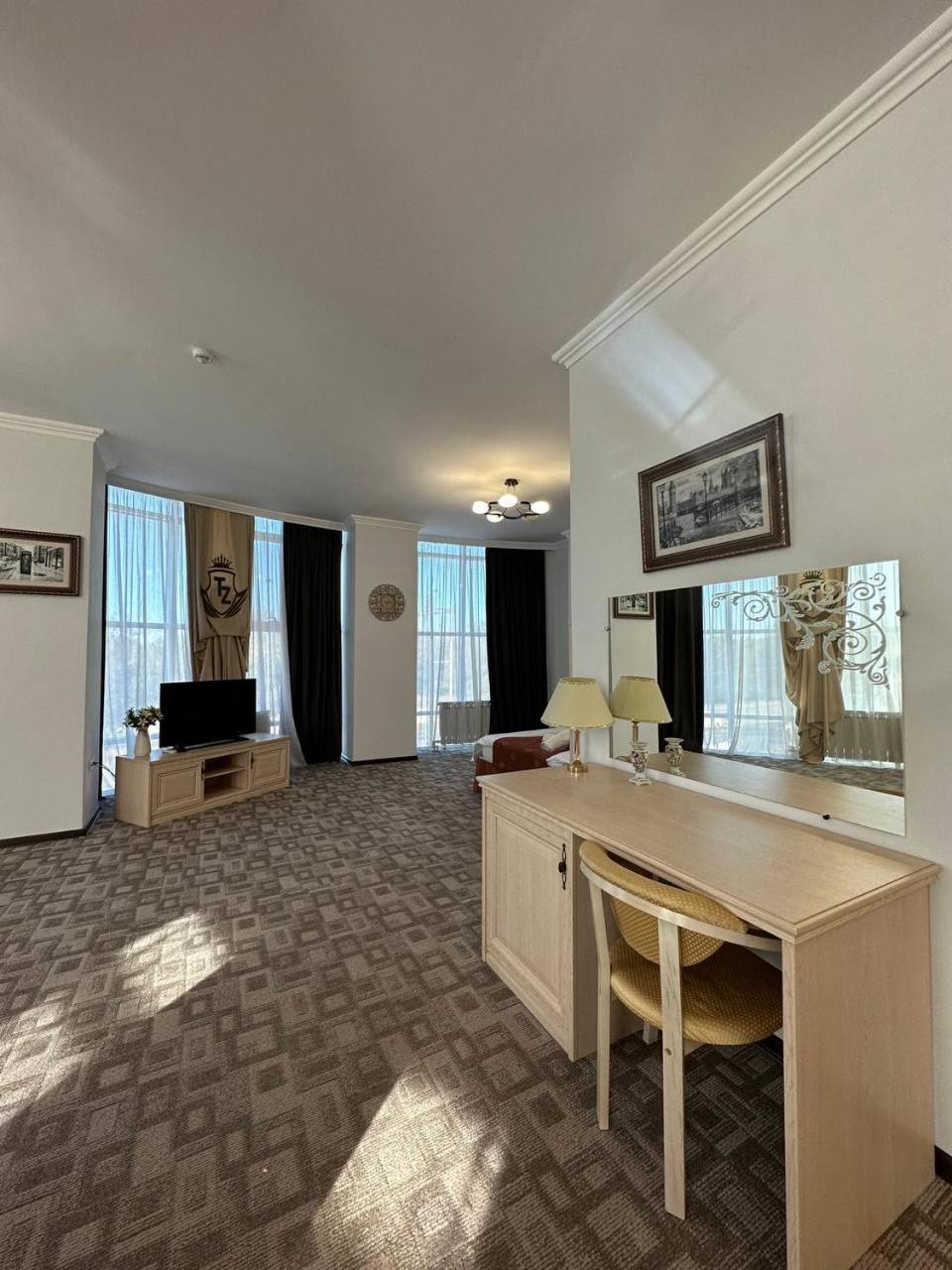 Tanzharyk Hotel Актобе Экстерьер фото