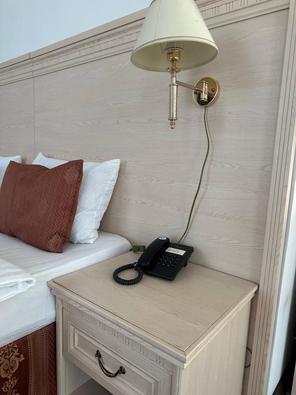 Tanzharyk Hotel Актобе Экстерьер фото